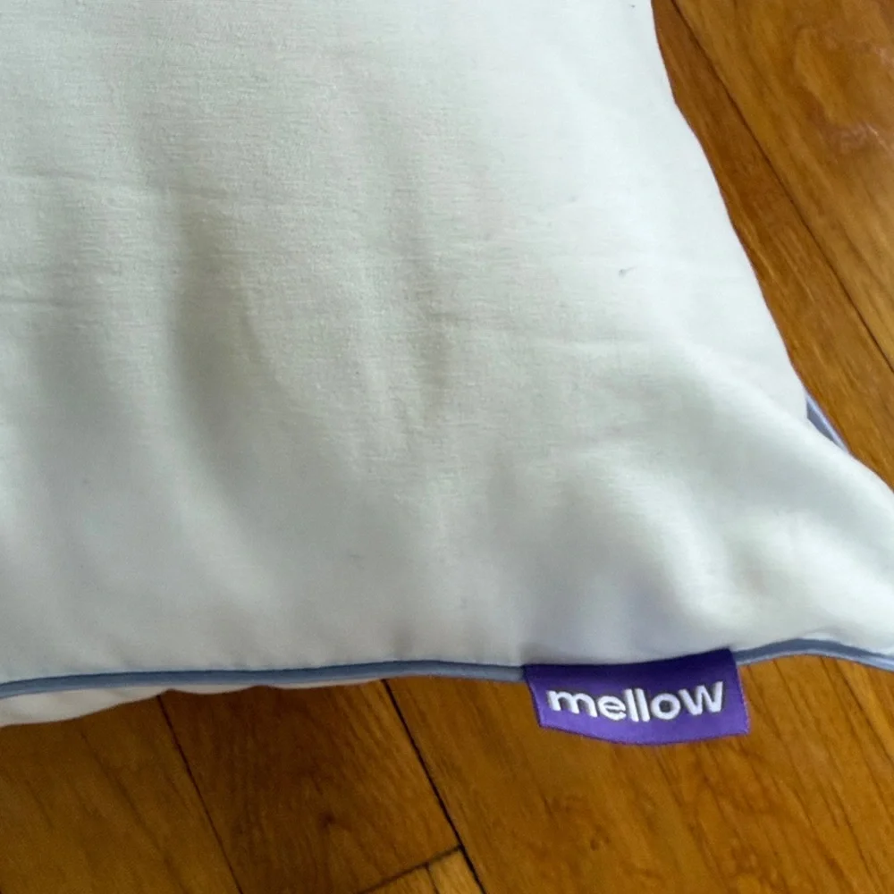 Mellow White Home Bedding Pillow - Soft Support